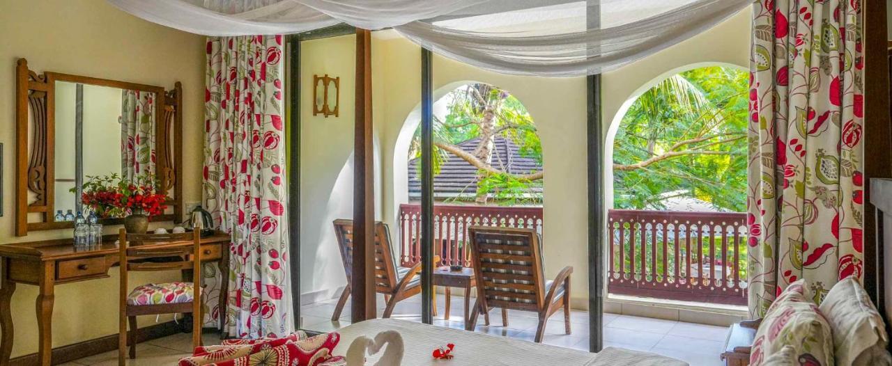 Lotfa Resort Diani Diani Beach Bagian luar foto