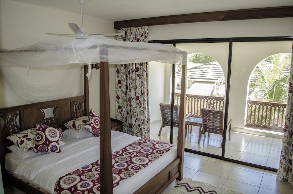 Lotfa Resort Diani Diani Beach Bagian luar foto