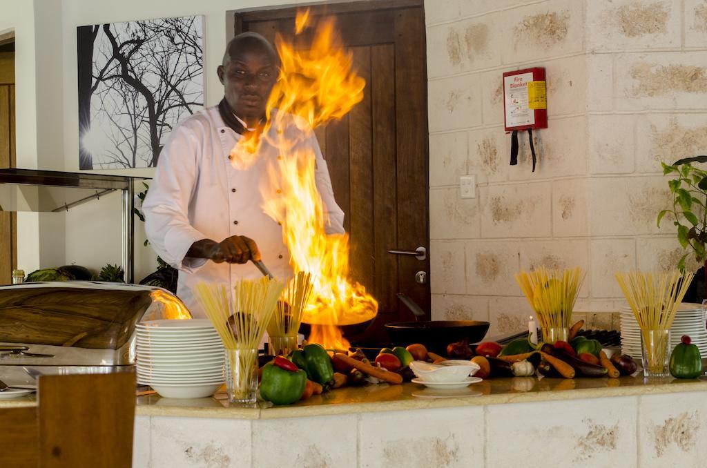 Lotfa Resort Diani Diani Beach Bagian luar foto