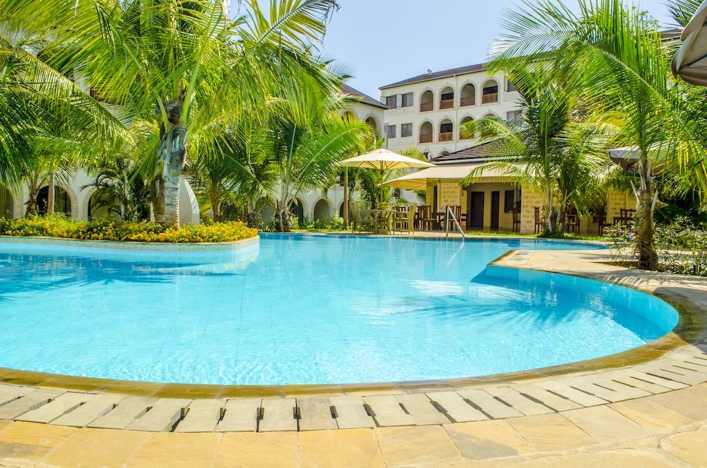 Lotfa Resort Diani Diani Beach Bagian luar foto