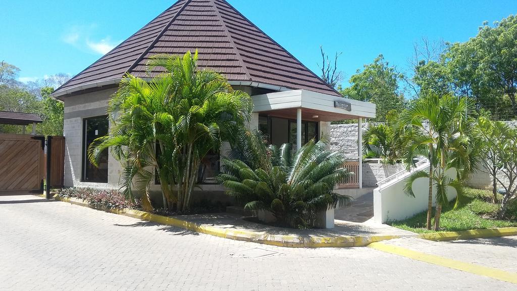 Lotfa Resort Diani Diani Beach Bagian luar foto